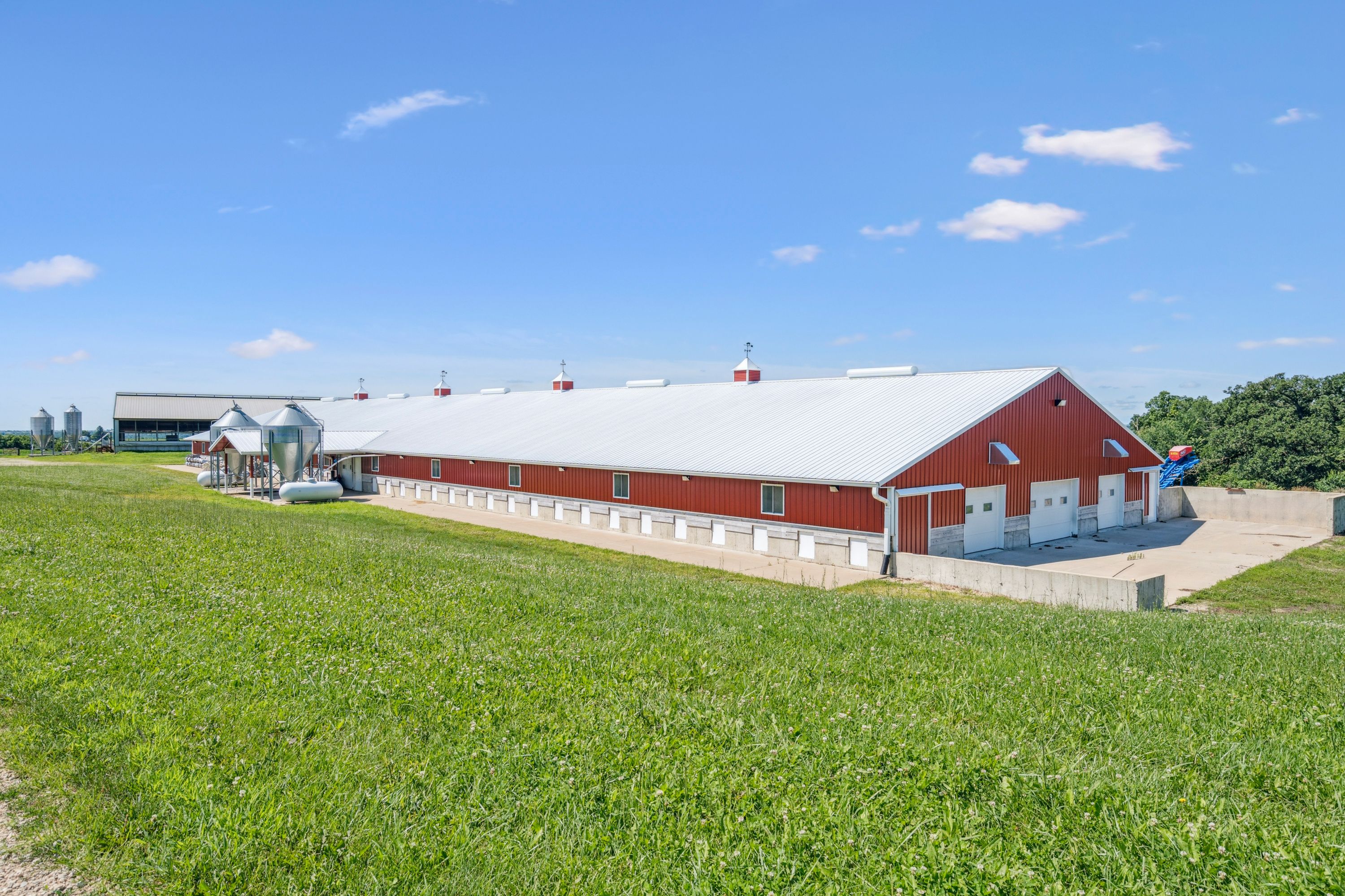 Listing Photo: 8707 & 8713 Riverside Road Farm (69)